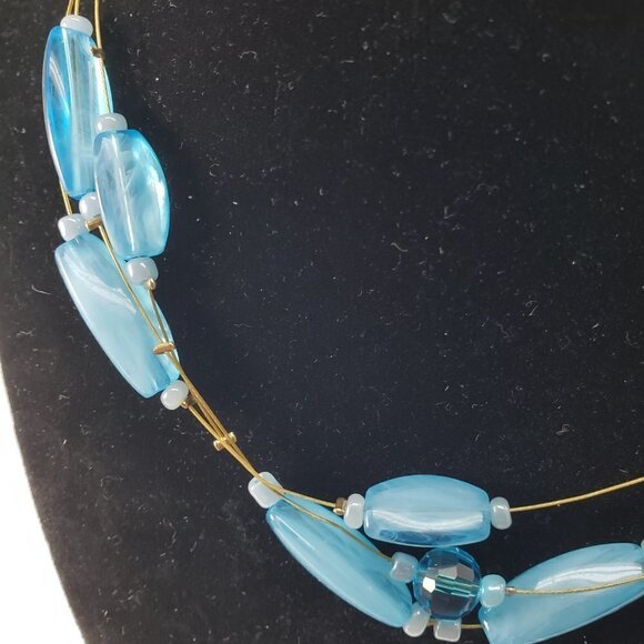 Gold-tone Wire Multi-Row Illusion Blue Beads Necklace, matching Earrings 18+2.5" - Picture 8 of 8